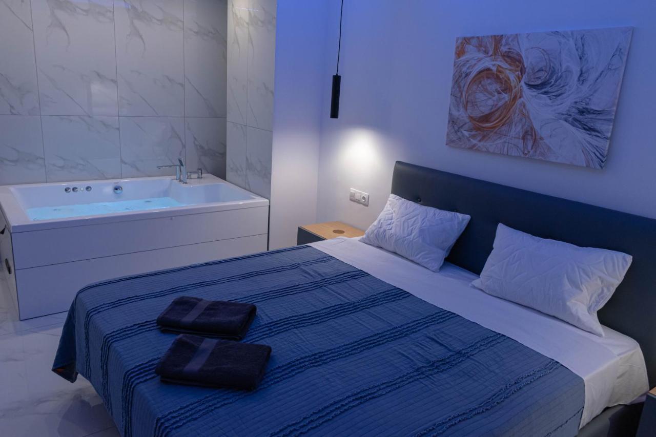 Athens Jacuzzi Apartment المظهر الخارجي الصورة